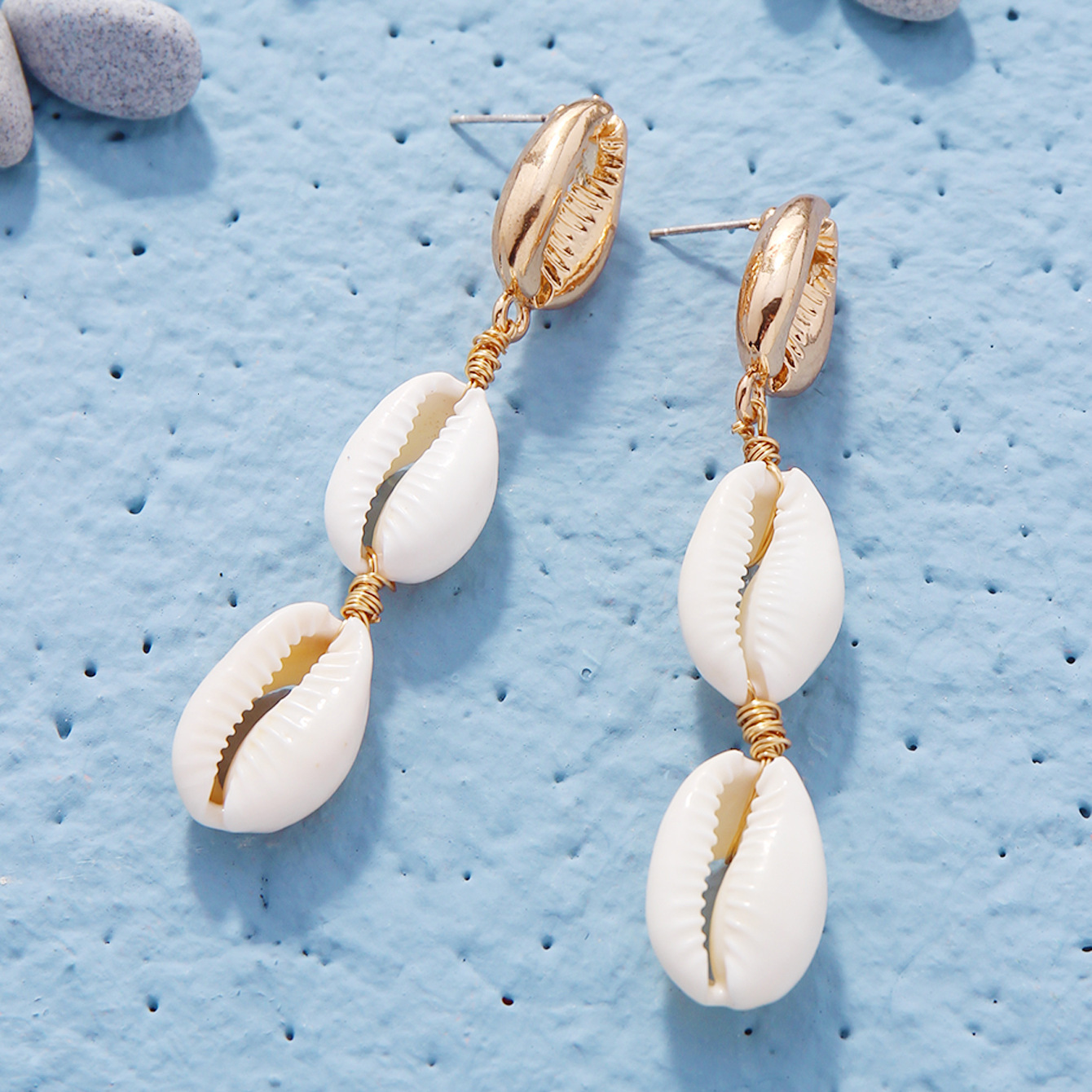 Earrings Bohemian beach vacation style shell bead pendant earrings
