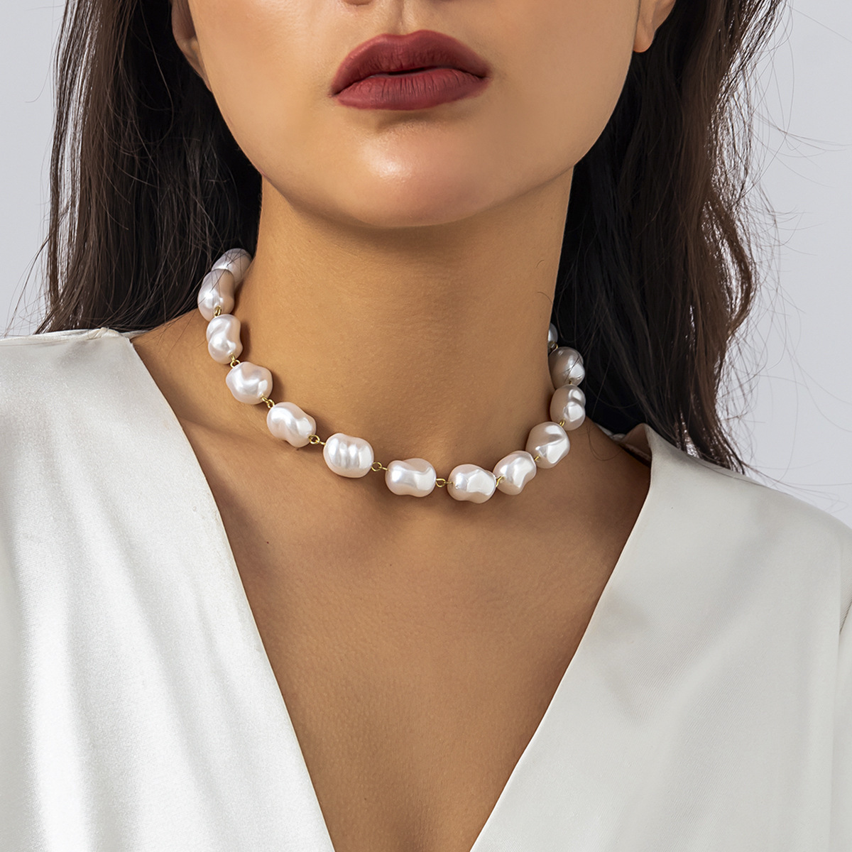 Jewelry imitation pearl layered woven Baroque necklace, niche round bead chain, versatile necklace