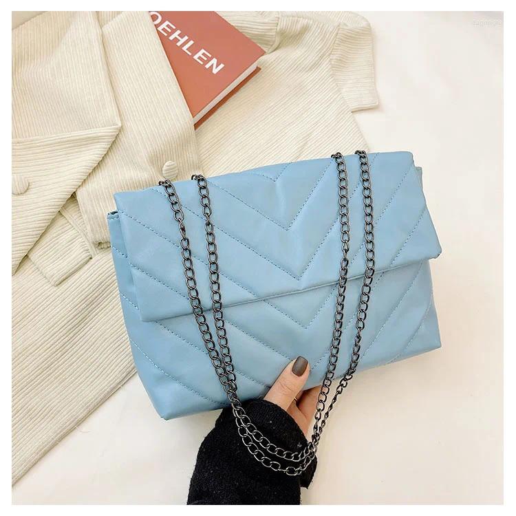 New Evening Bags Embroidered e gge Small Bag Women's Texture Fashion Chain Single Shoulder Messenger