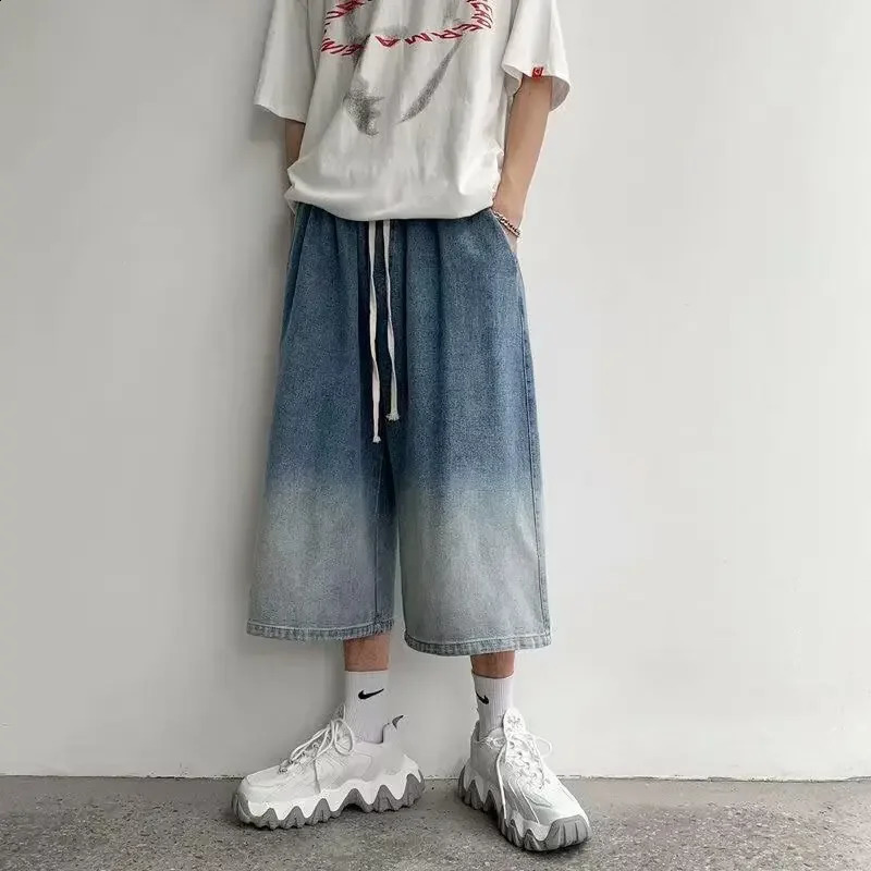 Trendy Hong Kong Style Jeans For Men 2024 Summer Loose Fit Gradient High Street Fashion Versatile Denim Shorts 240824