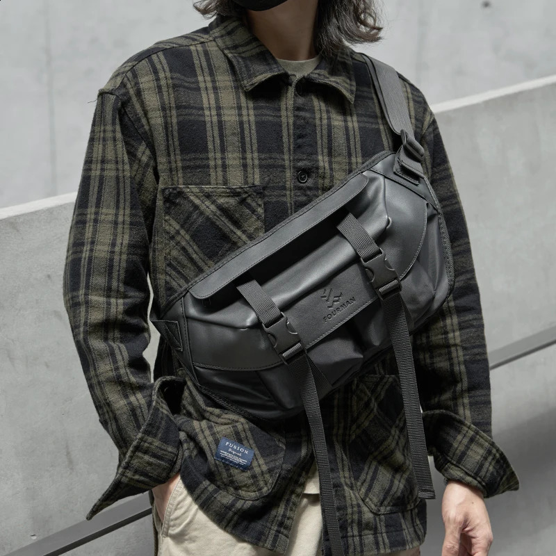 Fashion Men Chest Bag Waterproof 97 inch iPad Crossbody Hiking Travel Fanny Pack with Antitheft Buckle 240826