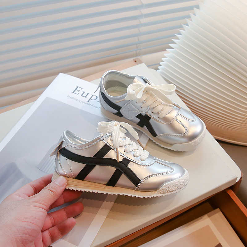 Athletic Outdoor Childrens 2024 autumn new item girls casual soft sole white Forrest Gump boys baby childrens sports shoes C260130