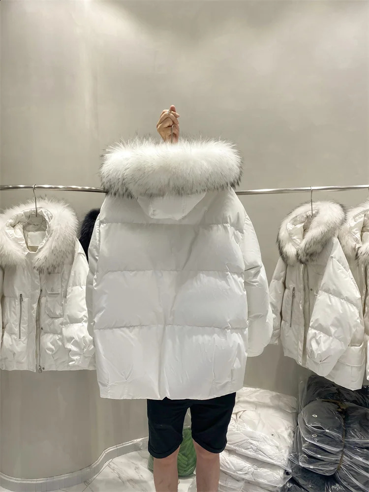 Real Natural raccoon fur Collar Women Winter White Duck Down Coat Female Solid Puffer Jacket Oversize Hooded Thicken Parkas 240824