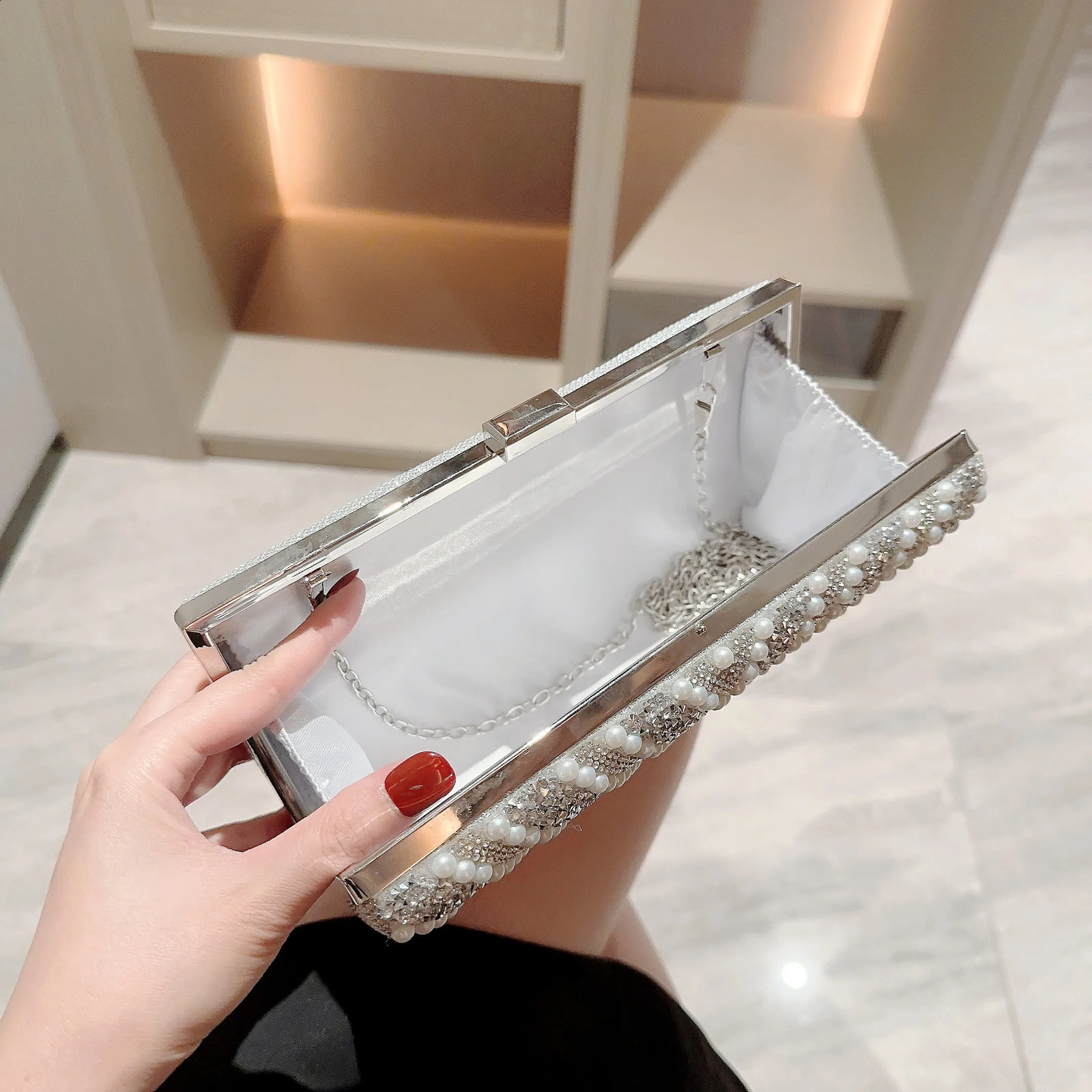 Womens classic sparkling rhinestone pearl embossed clutch bag evening bag party bag evening bag wedding bag promotional clutch chain 240826