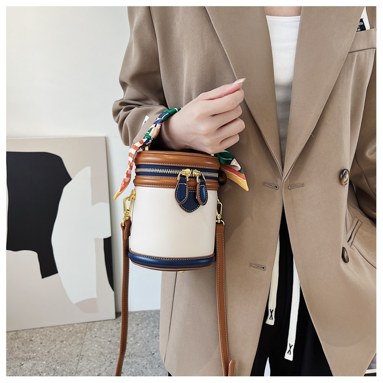 Fashionable And Versatile Bucket Bag With Color Blocks Single-Shoulder Round Tube Bag For Women Birthday Gift