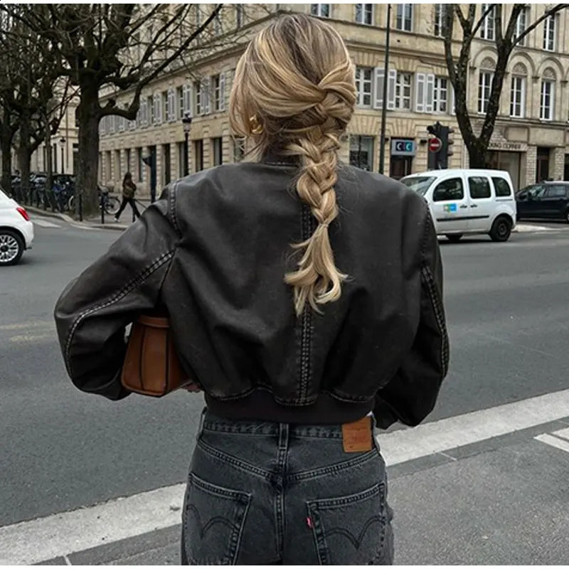 Womens washed gradient leather round neck long sleeved loose jacket with zipper short jacket artificial leather bomber motorcycle PU jacket top 240826