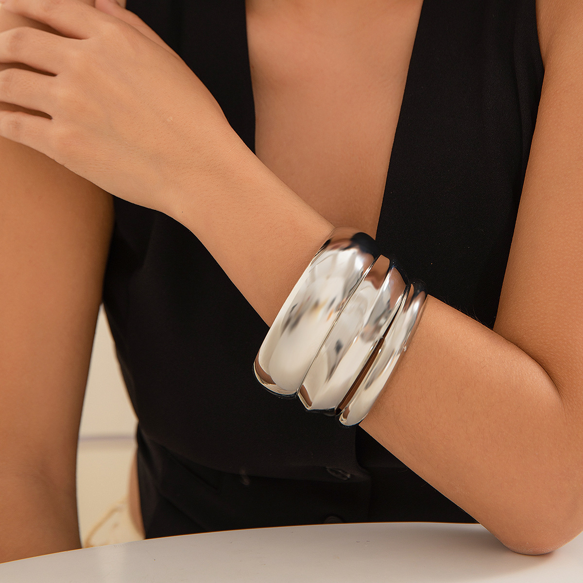 Jewelry Arc Fashion Hand Decor Closed loop Plain Chain Wide Face Multi layered Simple Bracelet
