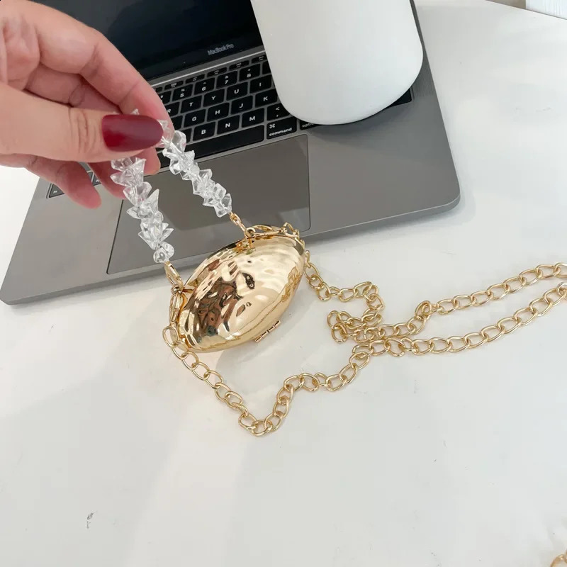 Mini Lipstick Bag Decorate Womens Shoulder Chain Crossbody Handbag and Purse Fashion Shell Bags Female Clutch 240824Z