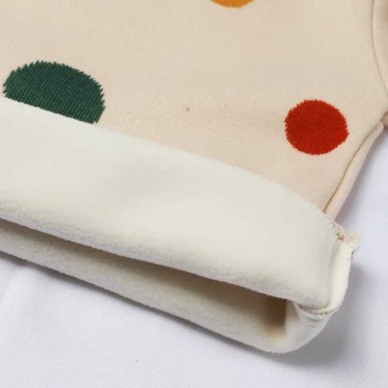 Childrens sweaters aprons wool knitted pull-out autumn 2024 new polka dots girls underwear childrens thick soled sweatersW240824