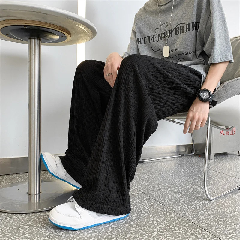 Summer Ice Silk Pants Men Fashion Oversized Wide Leg Pants Men Japanese Streetwear Hip Hop Loose Pleated Pants Mens Trousers 240826