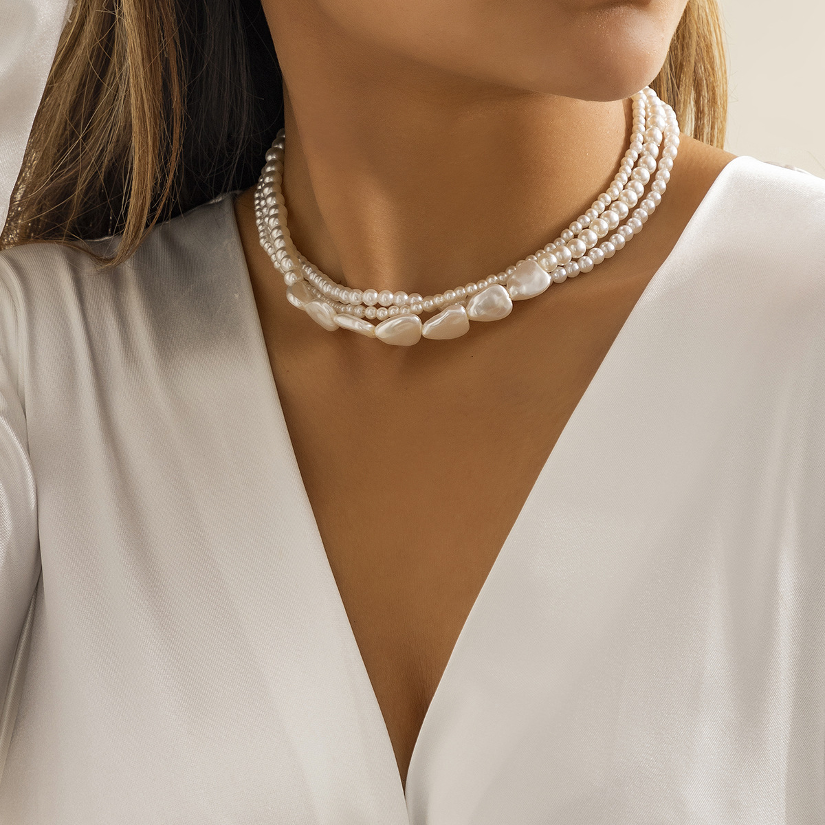 Jewelry imitation pearl layered woven Baroque necklace, niche round bead chain, versatile necklace