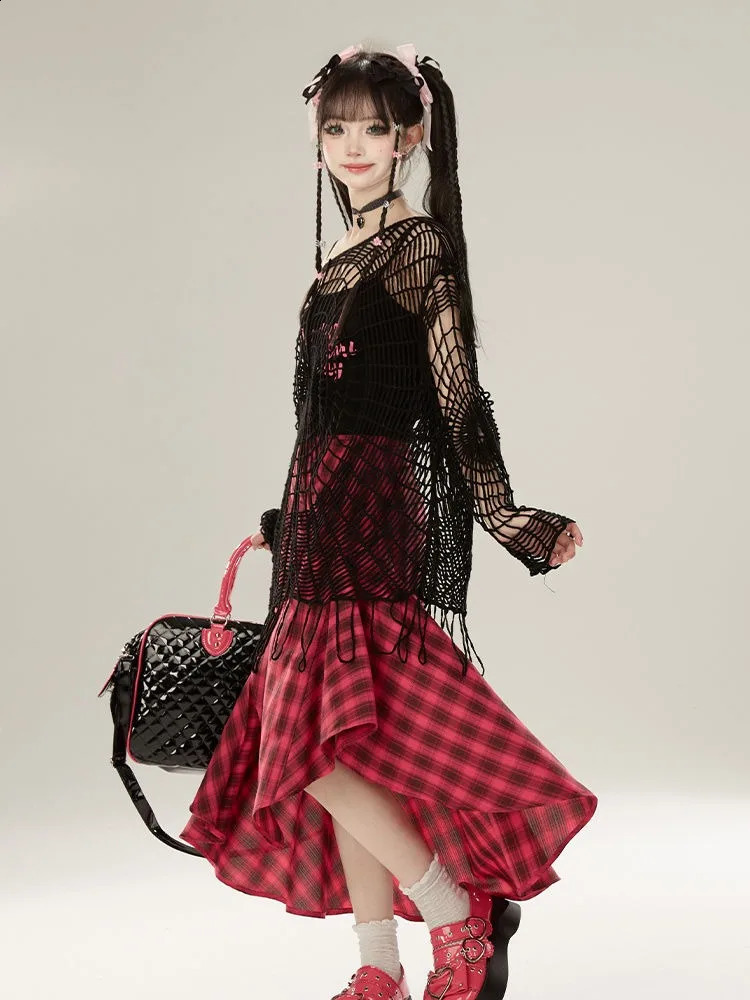 Retro black hollow outer knitted sweater summer spider web hole top womens Y2k shoulder long sleeved zipper 240826