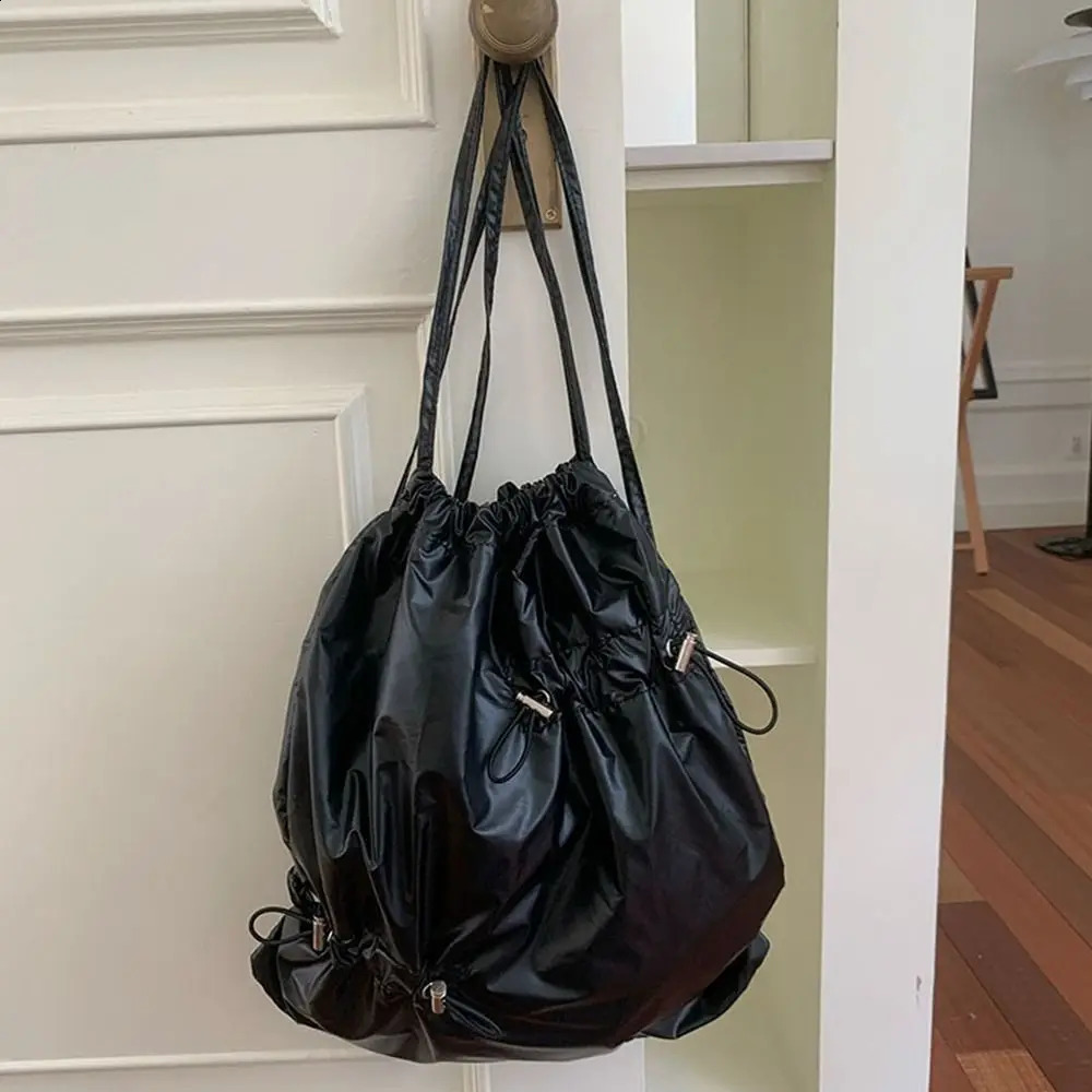 Korean style brushed backpack folding large capacity nylon brushed backpack niche handbag silver shoulder bag for women 240912