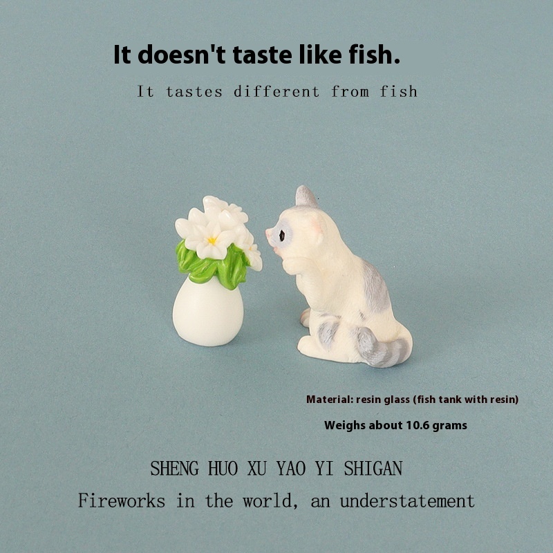 Adorable Small Scale Artwork - Handcrafted Resin Lazy Kitty & Fishtank Combo for Personalized Display