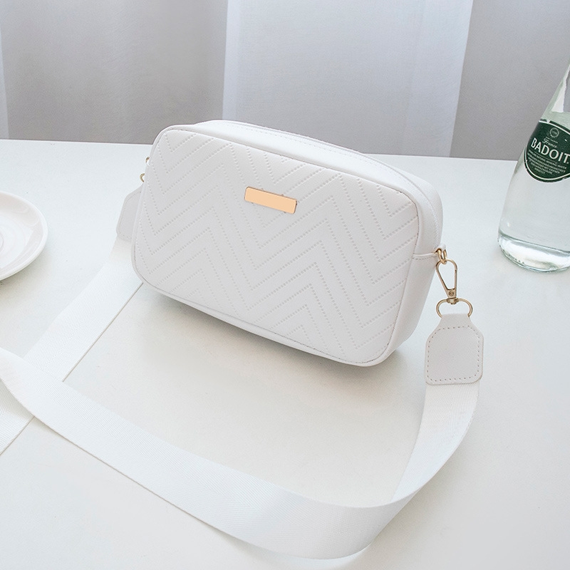 Women's Bag 2024 New wavy small square bag Embossed Camera Bag Casual shoulder bag