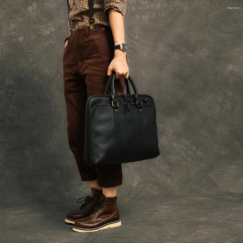 Free Shipping Briefcases Vintage Men's Handbag 15.6 Inch Laptop Briefcase Male Shoulder Crossbody Bag Genuine Leather Computer Business Travel Ba