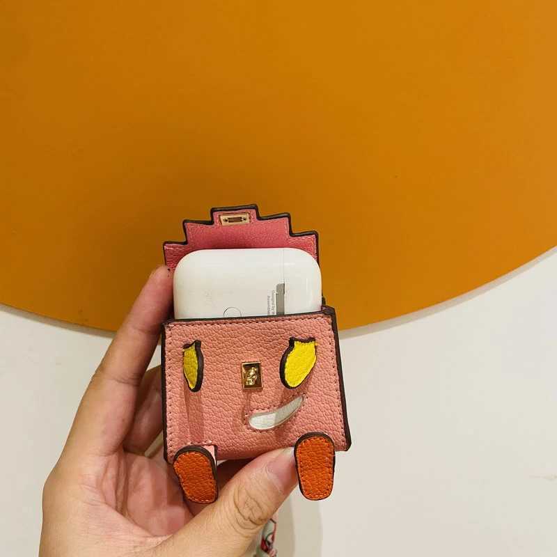 Keychains Lanyards 1 mini PU leather handbag decoration pendant bag headphone box fashionable key charm mini wallet support bag doll accessories Y2408