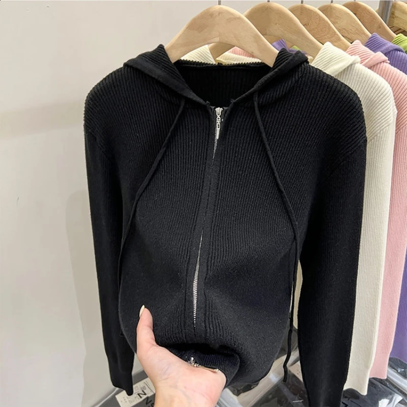 Spring and Autumn Korean Minimalist Casual Sweater Cardigan Long Sleeve Hooded Solid Color Zipper Womens Coat Top 240824