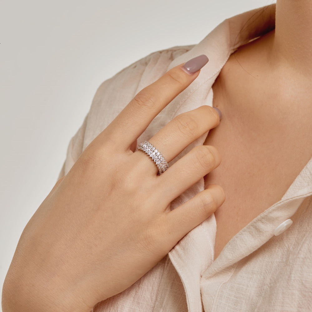 Korean version of the new S pure sier ring with diamond colored zirconium inlay in a colorful color series design sense for women's jewelry