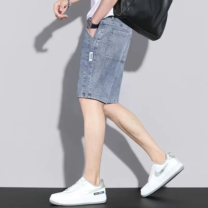 Summer Straight Hole Elastic Casual Denim Shorts Men Embroidery Print Patchwork Button Pocket Zipper Versatile Five-Point Pants 240824