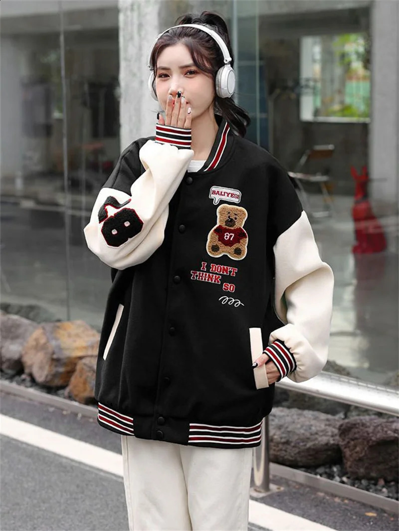 Vintage Bomber Jackets Women Cartoon Bear Baseball Coats Streetwear Female Fashion Hip Hop Casual Ladies Tops Autumn Winter 240827