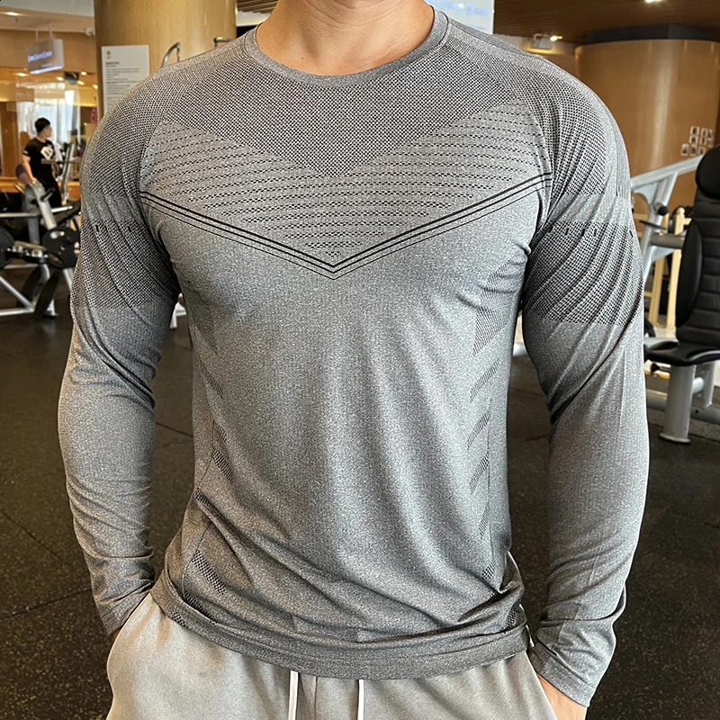 High quality running sweater mens fitness Tshirt long sleeved compression sports shirt top 240827