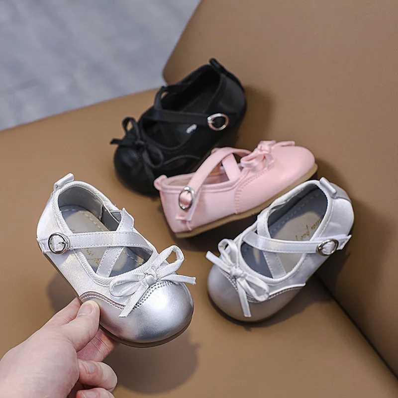 Princess girl shoes childrens leather shoes new fashion cross belt casual apartment soft Mary Jane wedding shoes M240827