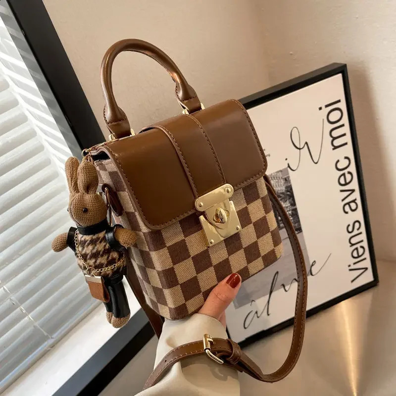 Stylish Versatile High-end Feel Crossbody Bag Womens 23 Model Single Shoulder Bag Fashionable Slant 240826