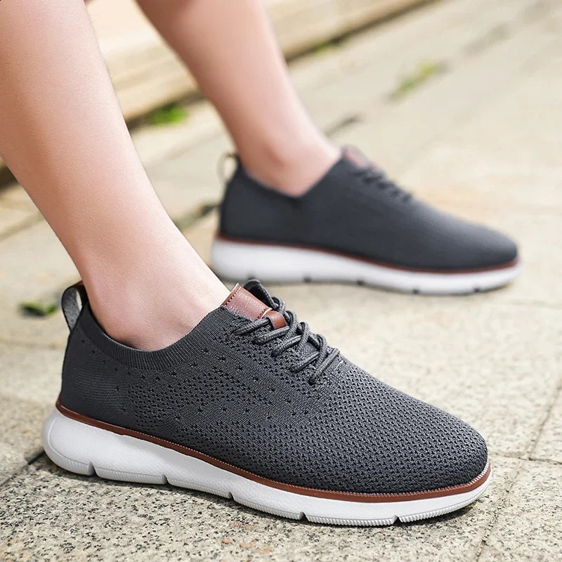 Outdoor non slip mens running shoes mens casual sports shoes lightweight jogging walking sports shoes breathable Zapatillas Hombre 240827