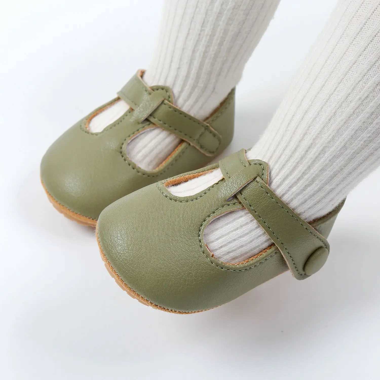 Retro baby shoes baby and toddler anti slip first mover classic rubber soft sole flat PU first mover newborn mocha M240827
