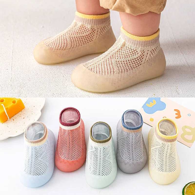 Summer mesh baby socks shoes anti slip indoor baby walking shoes breathable warm and elastic socks for boys and girls sports shoes M240827