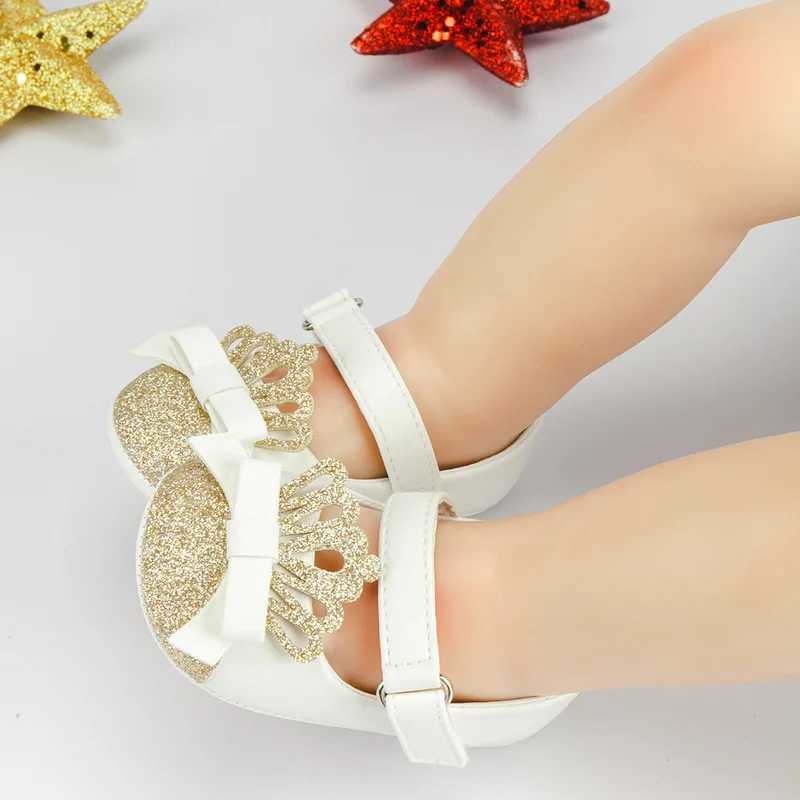 Baby Shoes Crown Shining Baby Pink Princess Shoes Anti slip Flat Rubber Sole Newborn First Step Walker Baby Preschool Shoes M240827