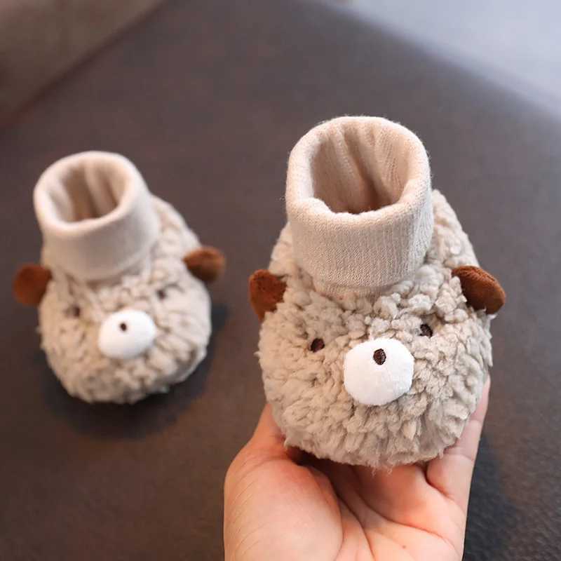 Baby wool shoes winter walking boots for boys and girls cotton comfortable soft non slip warm baby shoes M240827