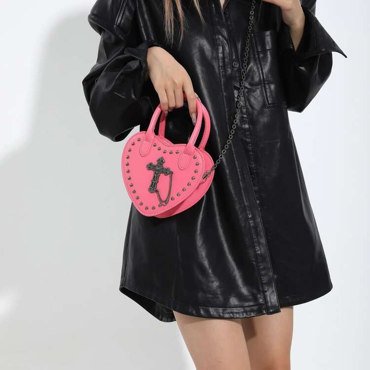 Sweet Cool 2024 New Fashion Love Handheld Chain Women's Gothic BagS Bag
