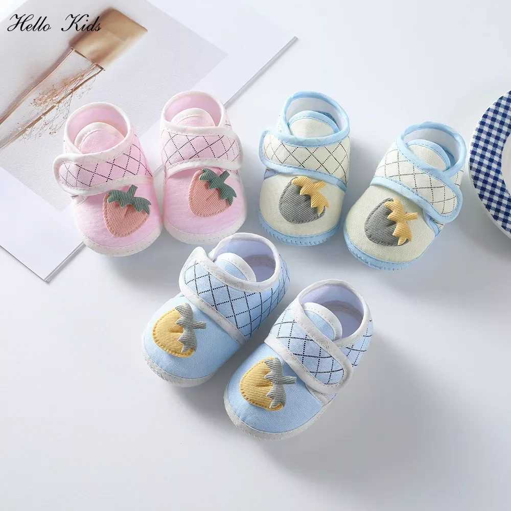 Cotton baby shoes with cartoon patterns for girls and boys first time walkers flat bottomed soft soled walking sandals 0-12 months old M240827