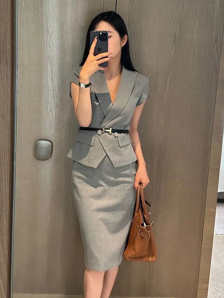 Blazer and Skirt Suit for Women Summer Professional Wear Short-Sleeve Slimming OL Workplace Skirt Two-Piece Set High Quality 240826