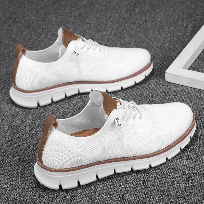 High quality Plus mens sports shoes soft mens casual shoes breathable thick mesh fashionable mens sports shoes walking and driving outdoor shoes 24082