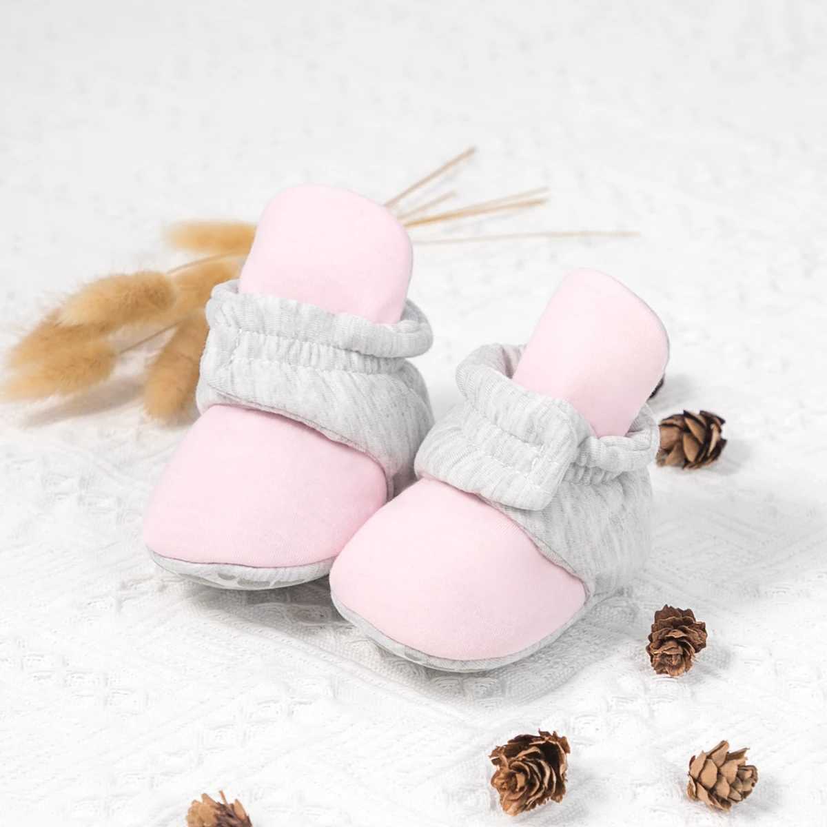 KIDSUN Baby Socks Knitted Multi colored Striped Anti slip Winter Baby Boys and Girls Shoes Cotton First Step Walker Newborn Baby Socks M240827