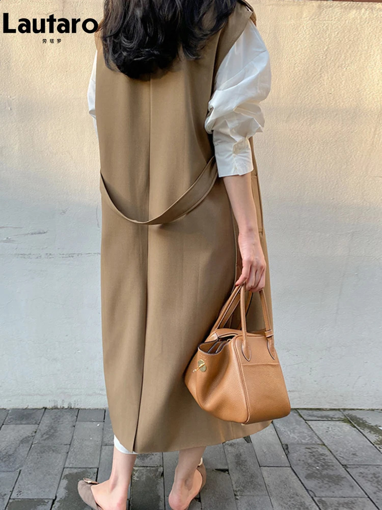Lautaro Spring and Autumn long sleeved khaki sleeveless trench coat womens double straps loose casual vest ly arrived in 240826