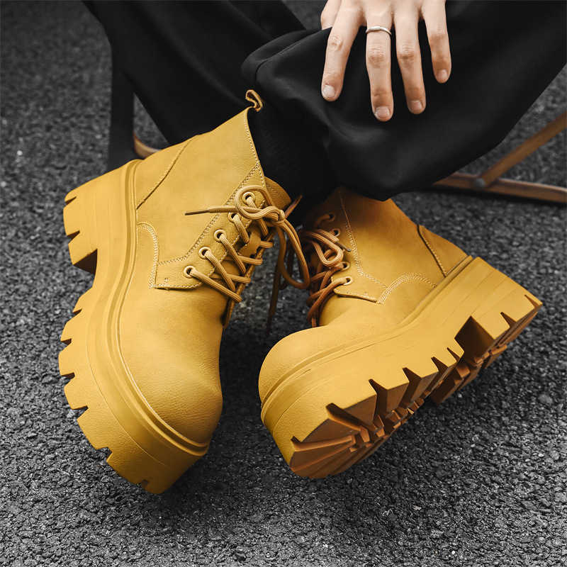 CMM Boots Men New Short Boots British High Top Leather Shoes Thick Soled Mid Top Leather Boots Trendy