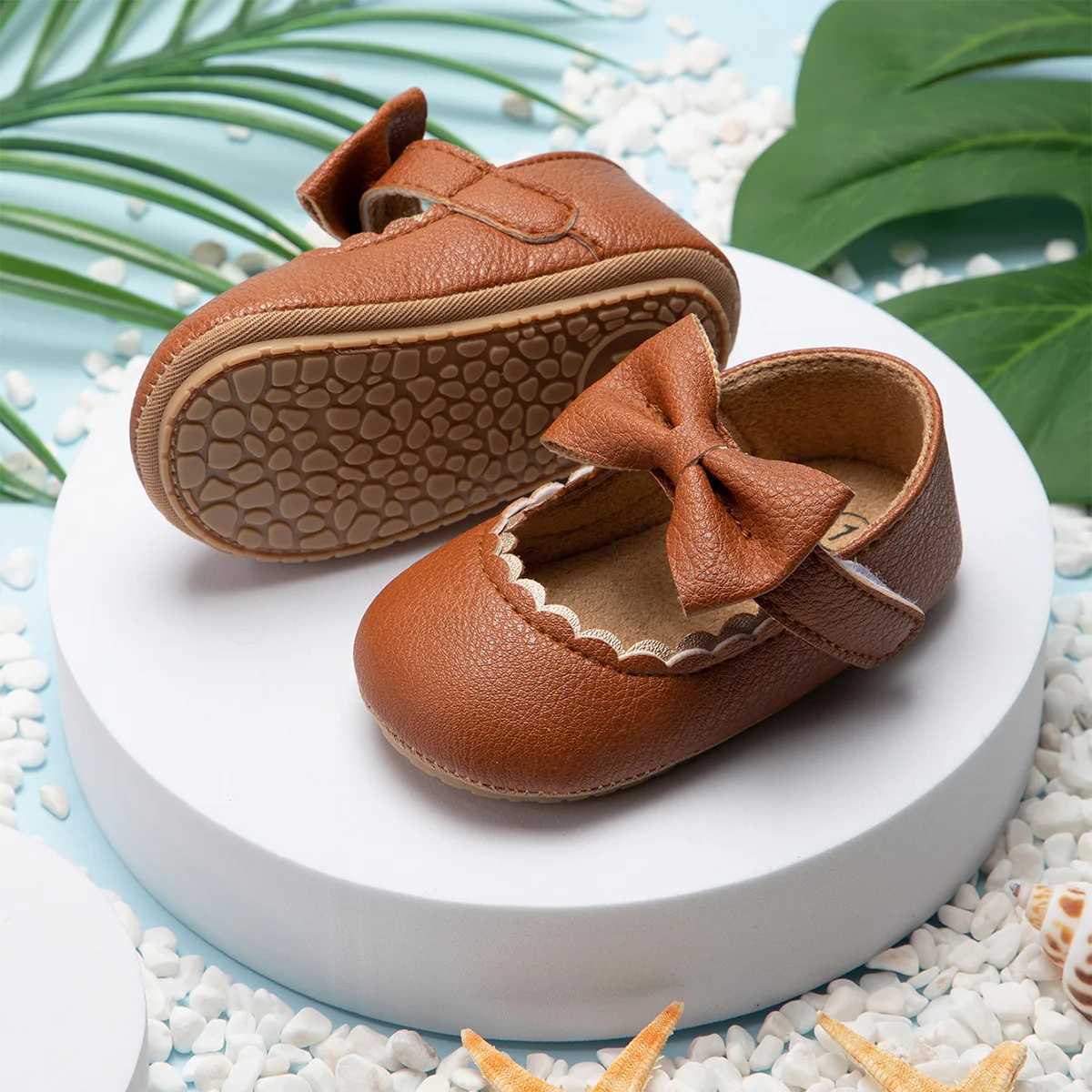 Baby Casual Shoes Baby Bow Knot Non slip Rubber Soft Bottom Flat PU First Walker Newborn Bow Decoration Mary Janes Shoes M240827