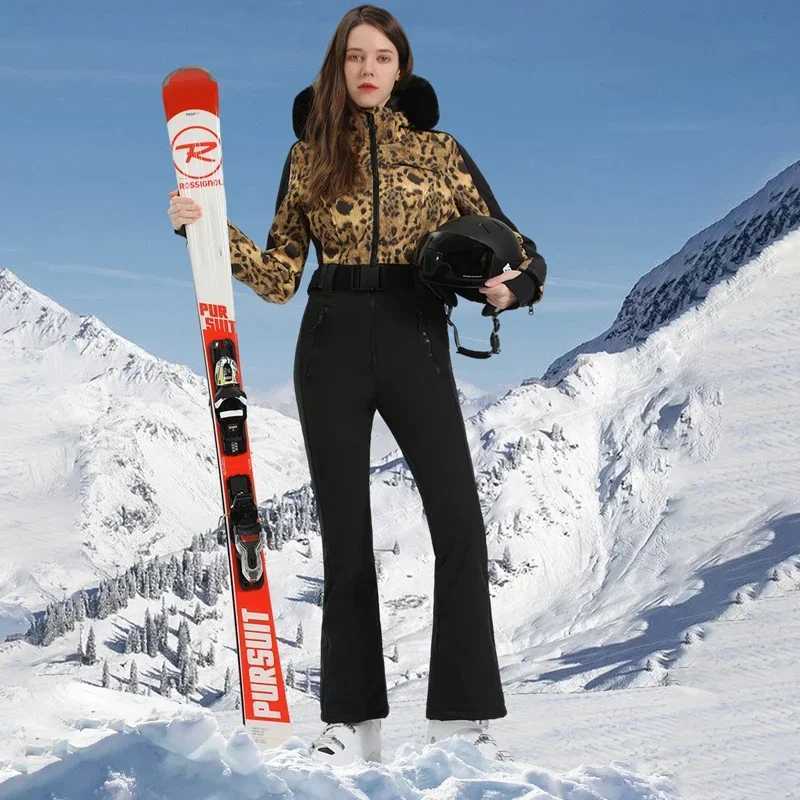 Skiing Suits Winter One Piece Ski Suit Women Outdoor Snowboard Warm Jumpsuit Ski Set Snow Overalls Thickened Windproof Waterproof Clothing H240826