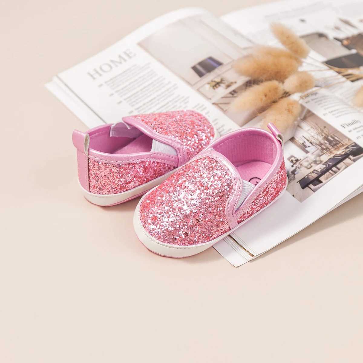 New baby shoes baby girl princess shoes shiny and fashionable cotton anti slip flat bottom first step for toddlers M240827