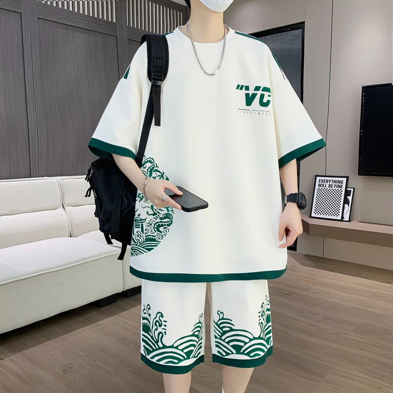 Summer short sleeved T-shirt casual sportswear paired with stylish and handsome mens two-piece sportswear 240827