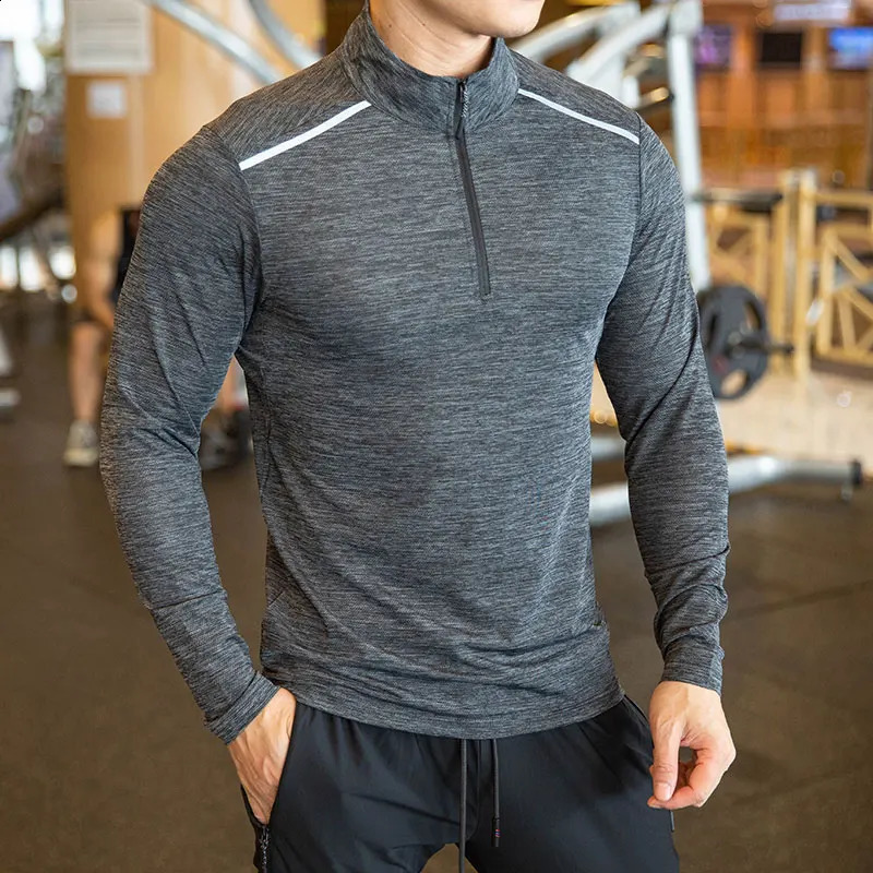 Quick drying and breathable running shirt for mens fitness sports Tshirt long sleeved gym zipper stand collar autumn winter 240827