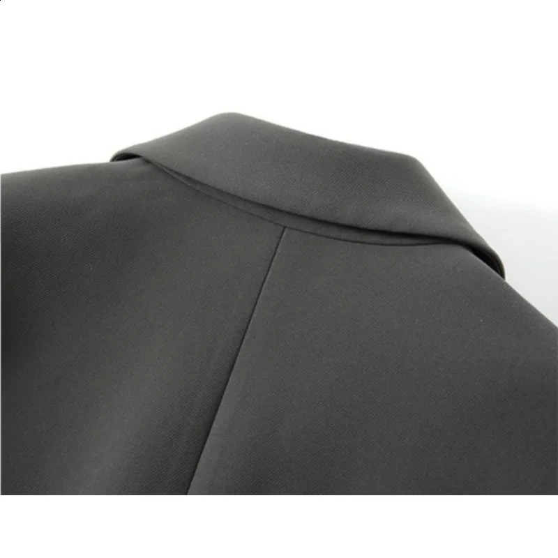 Solid Color Suit Commuting Jacket Female Korean Autumn Spring Women Oversize Coat Small Fellow Loose One Button Suit 240826