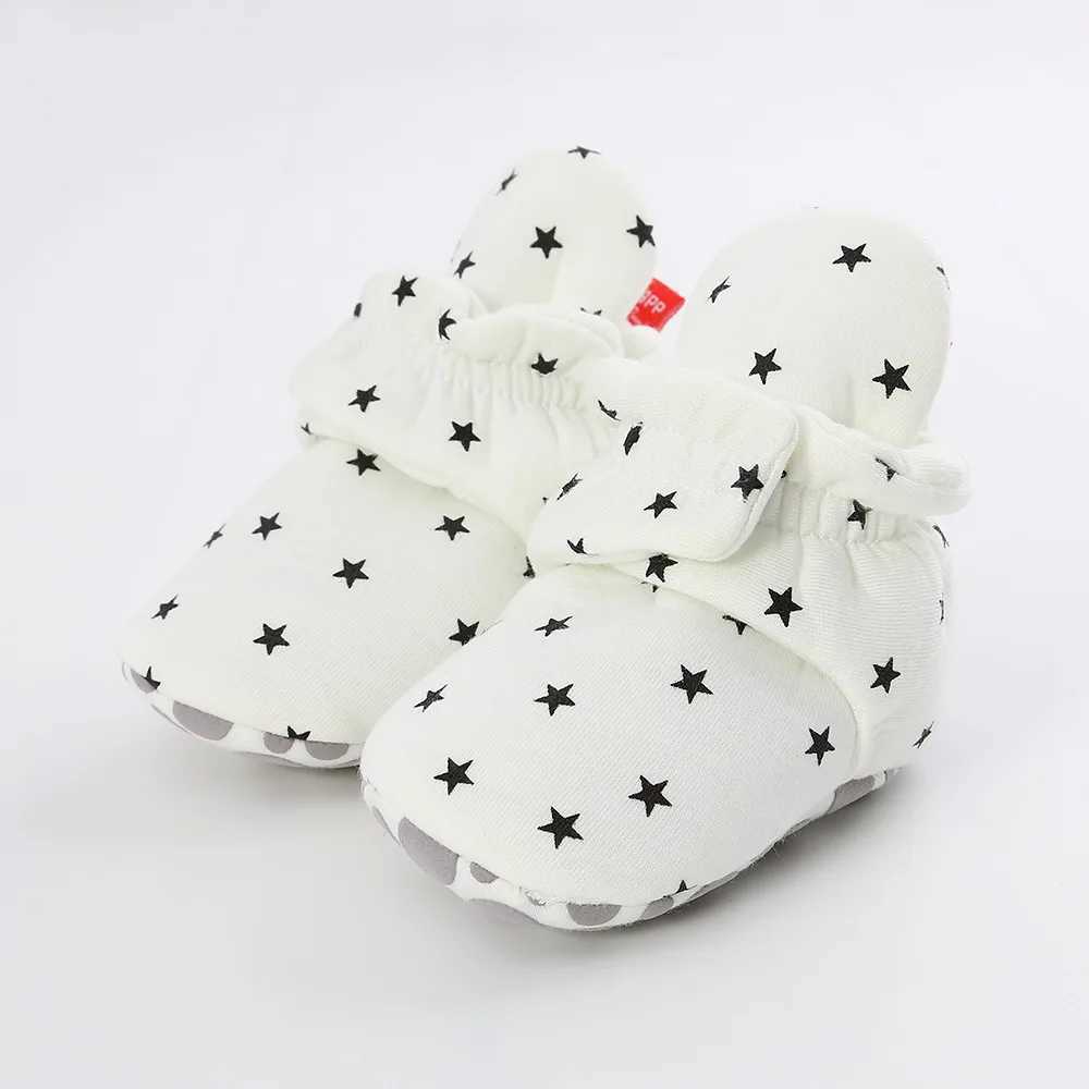 Newborn boy girl baby new star socks boots star toddler first walking boots cotton soft anti slip warm baby crib shoes M240827