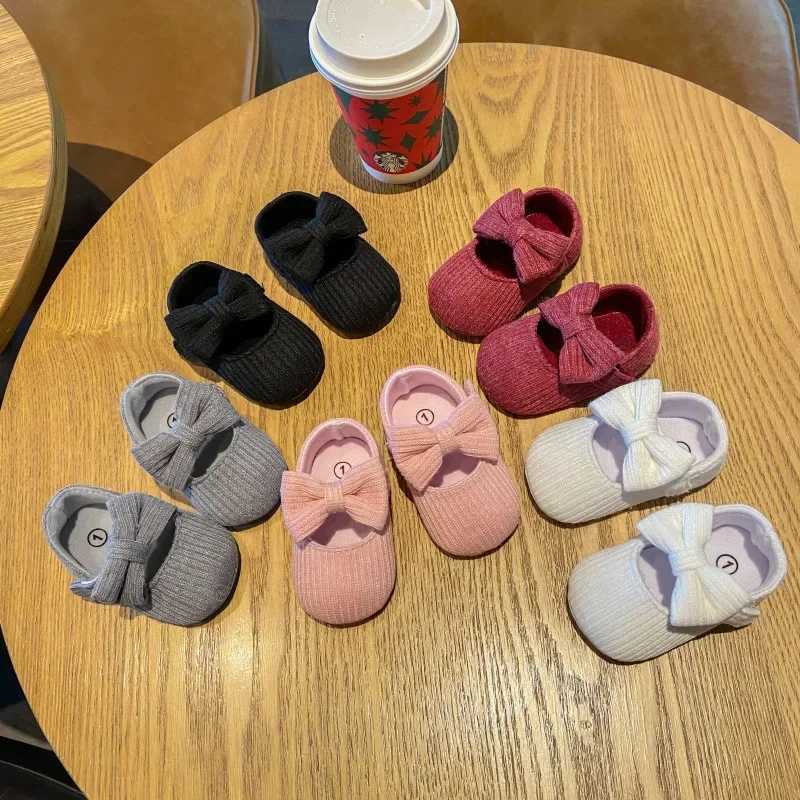 Spring/Summer Baby Step Shoes 0-1 Year Old Anti slip Soft Bottom Princess Sandals M240827