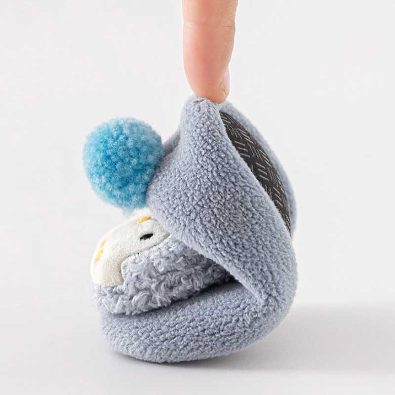 New cartoon animals warm childrens first step in winter baby socks and shoes indoor childrens anti slip floor socks newborn baby crib shoes M240827