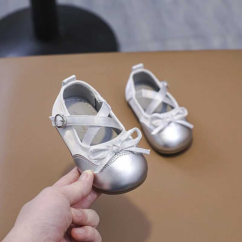Princess girl shoes childrens leather shoes new fashion cross belt casual apartment soft Mary Jane wedding shoes M240827